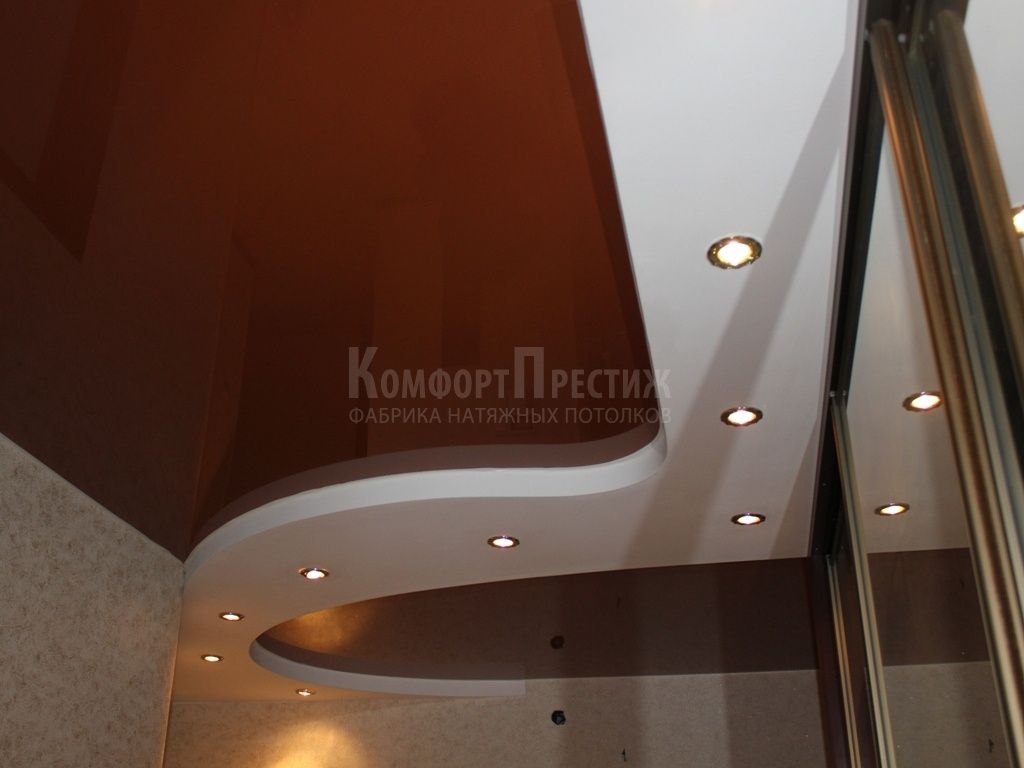 коричневый натяжной потолок фото 1